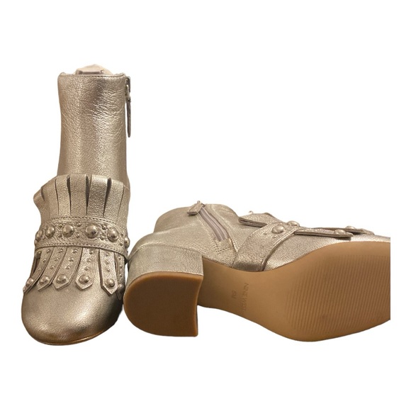 Nine West Silver Heel Booties w/ Silver Hardware Never Worn - Picture 2 of 3